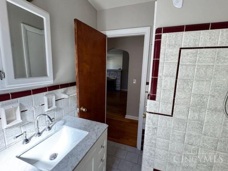 3246 Boudinot Ave, Cincinnati, OH 45211 Photo 17
