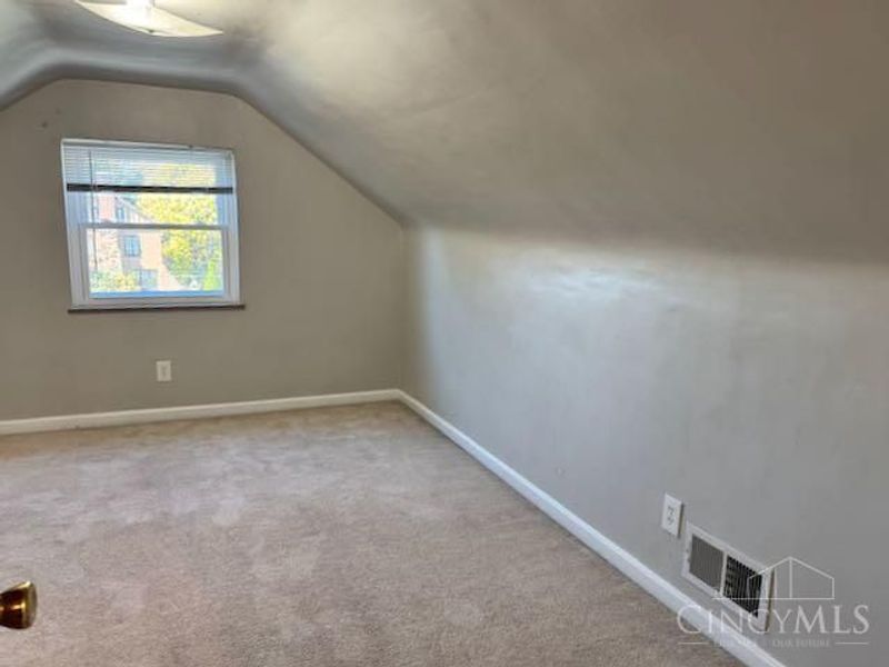3246 Boudinot Ave, Cincinnati, OH 45211 Photo 23