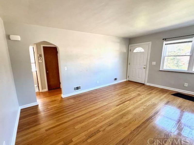 3246 Boudinot Ave, Cincinnati, OH 45211 Photo 5