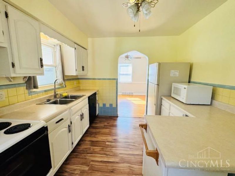 3246 Boudinot Ave, Cincinnati, OH 45211 Photo 8