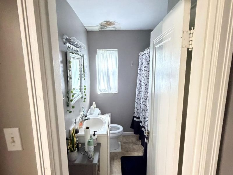 3411 W Daytona Avenue, Cincinnati, OH 45211 Photo 3
