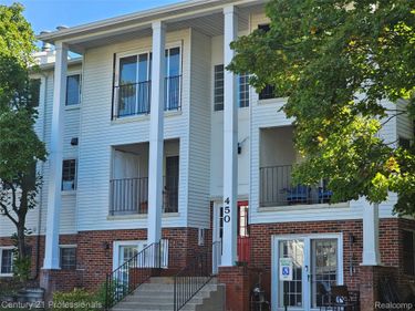 450 Baldwin Avenue #37, Rochester, Mi 48307