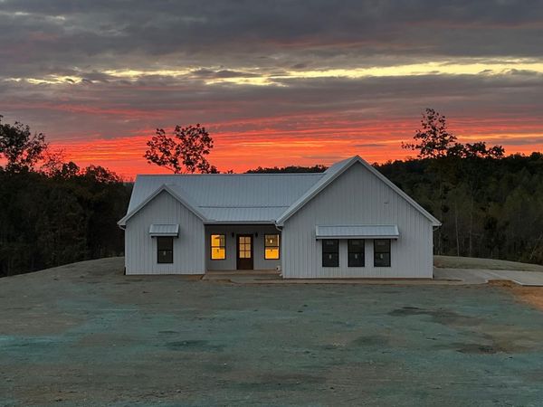 2485 Hwy 438, Centerville, TN 37033