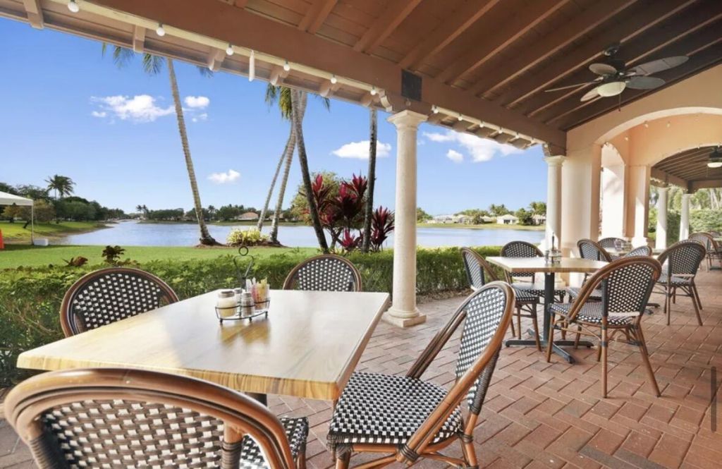 2006 Tigris Drive, West Palm Beach, FL 33411 Photo