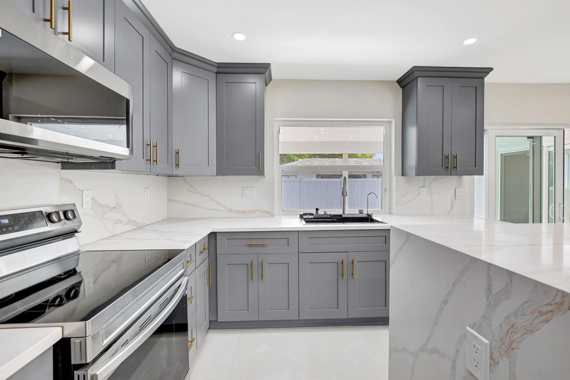 855 NW 76th Terrace, Plantation, FL 33324 Photo