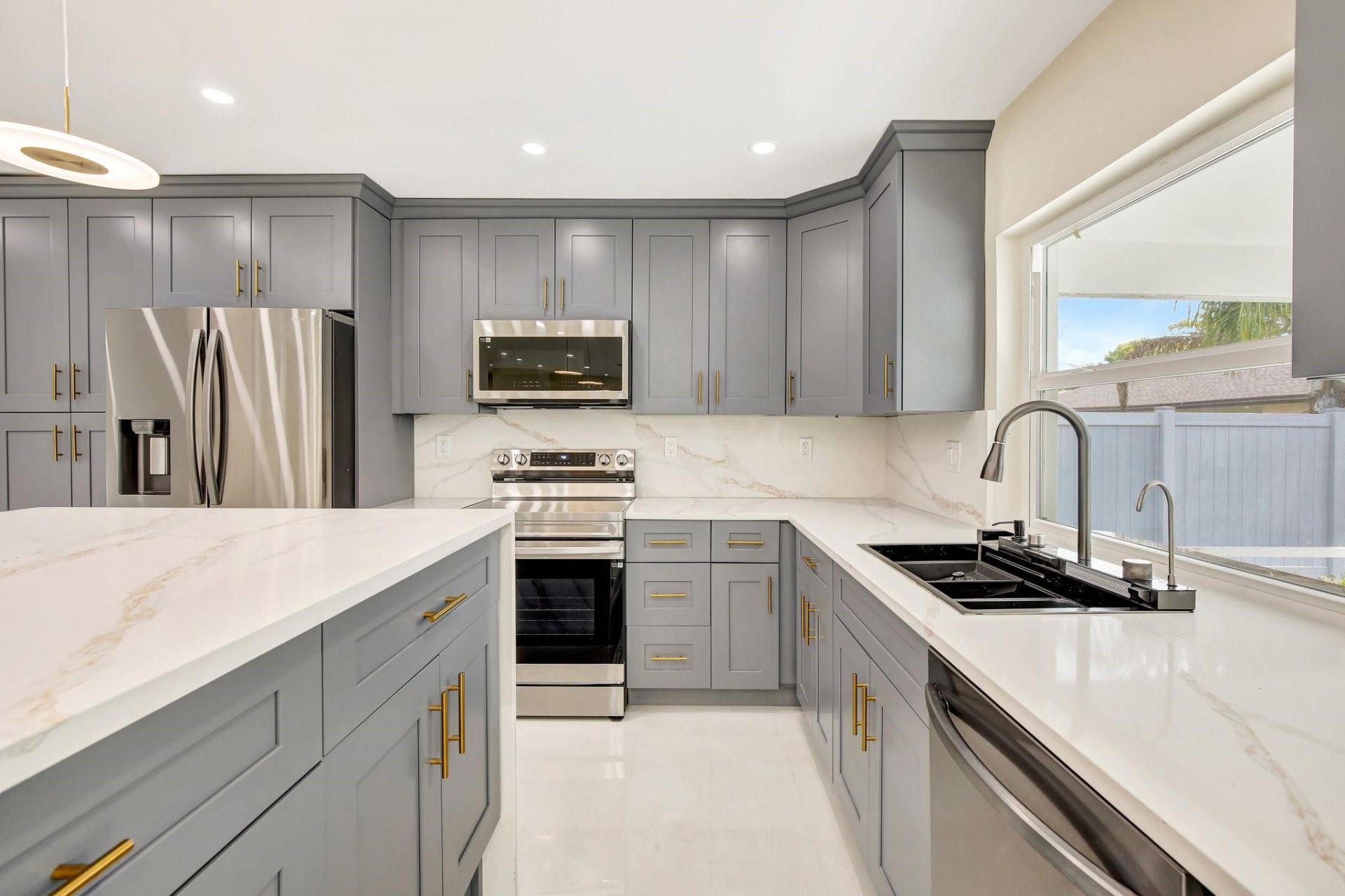 855 NW 76th Terrace, Plantation, FL 33324 Photo