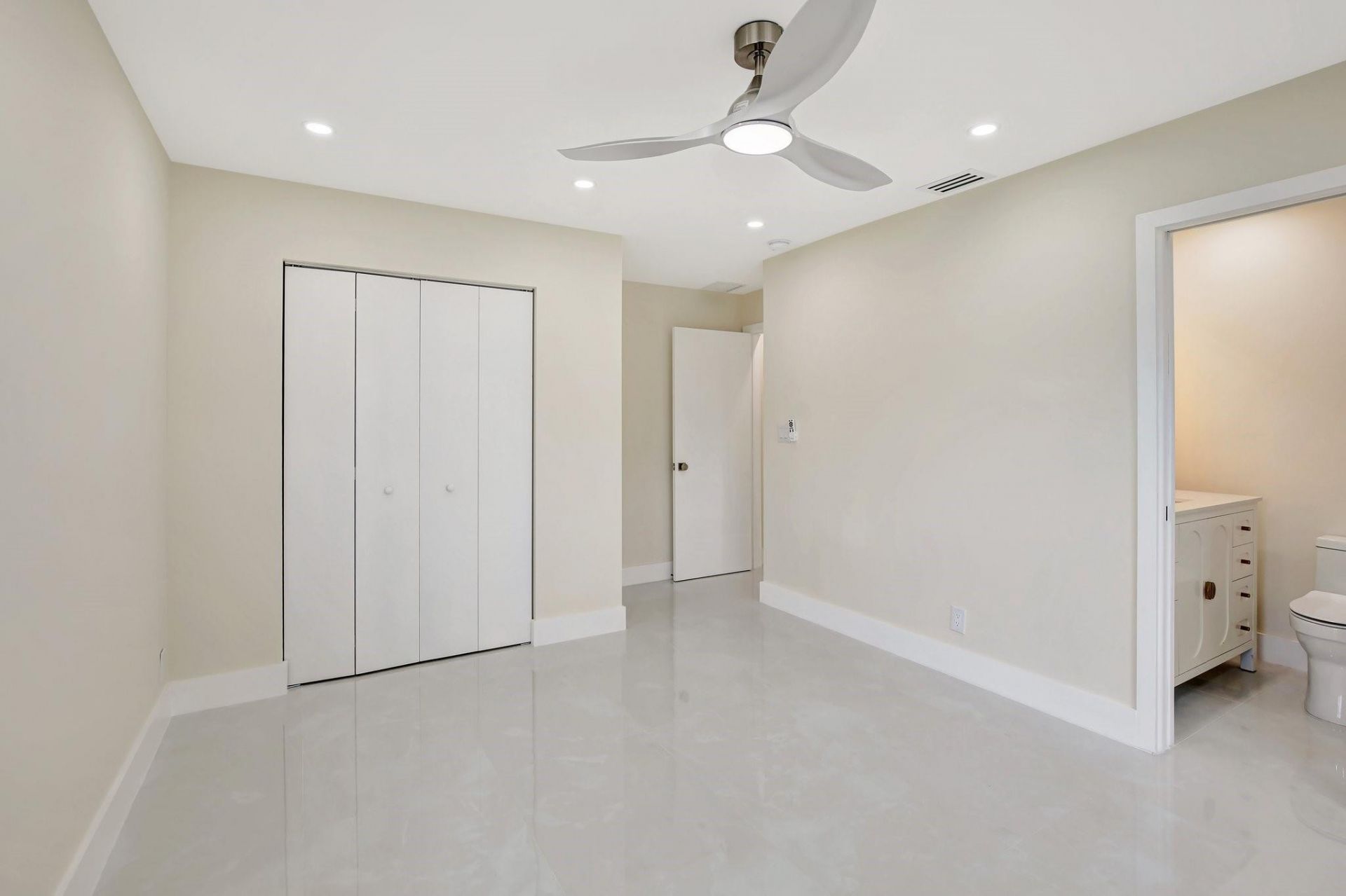 855 NW 76th Terrace, Plantation, FL 33324 Photo