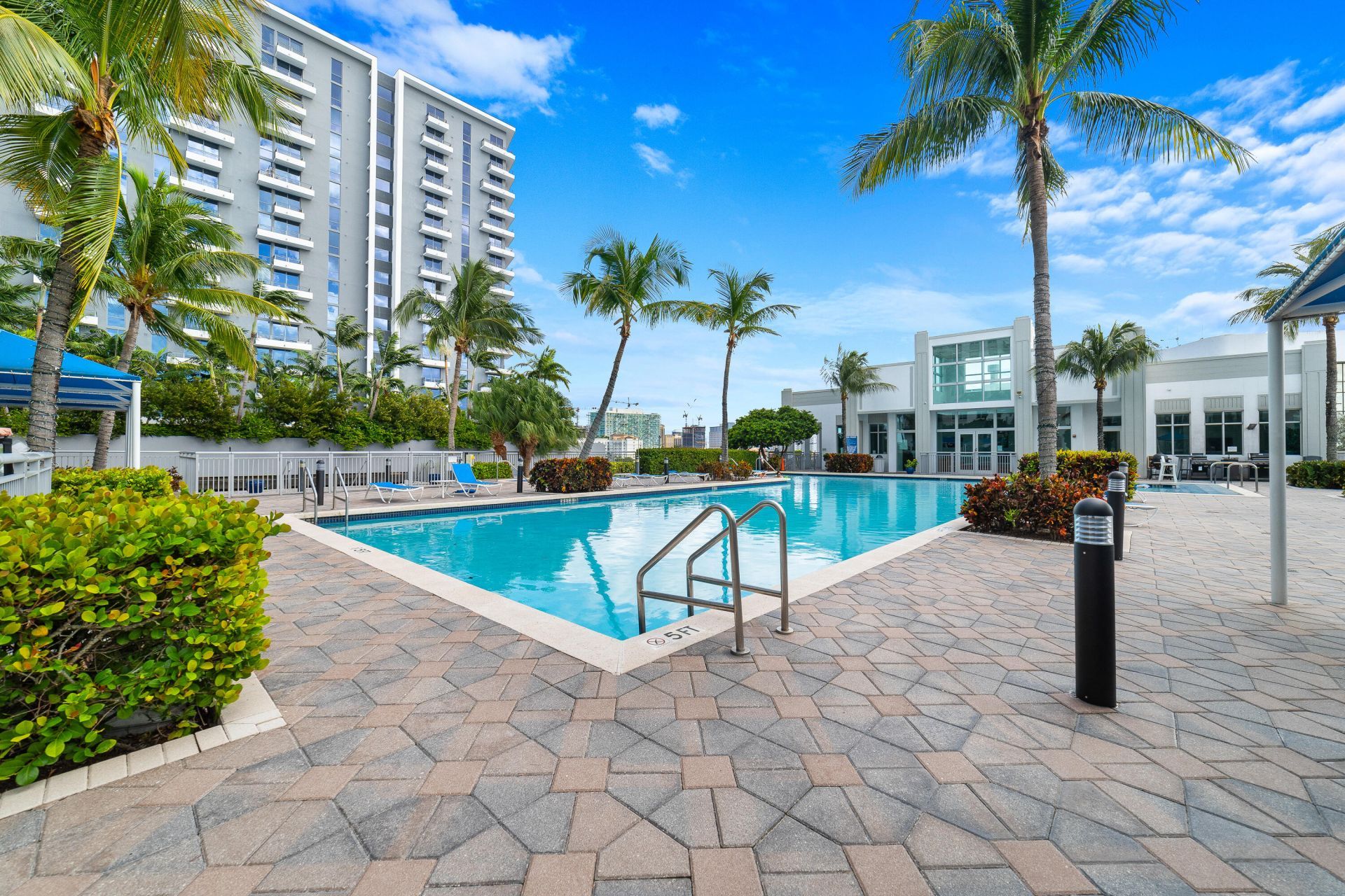 300 S Australian Avenue, Unit 1408, West Palm Beach, FL 33401 Photo