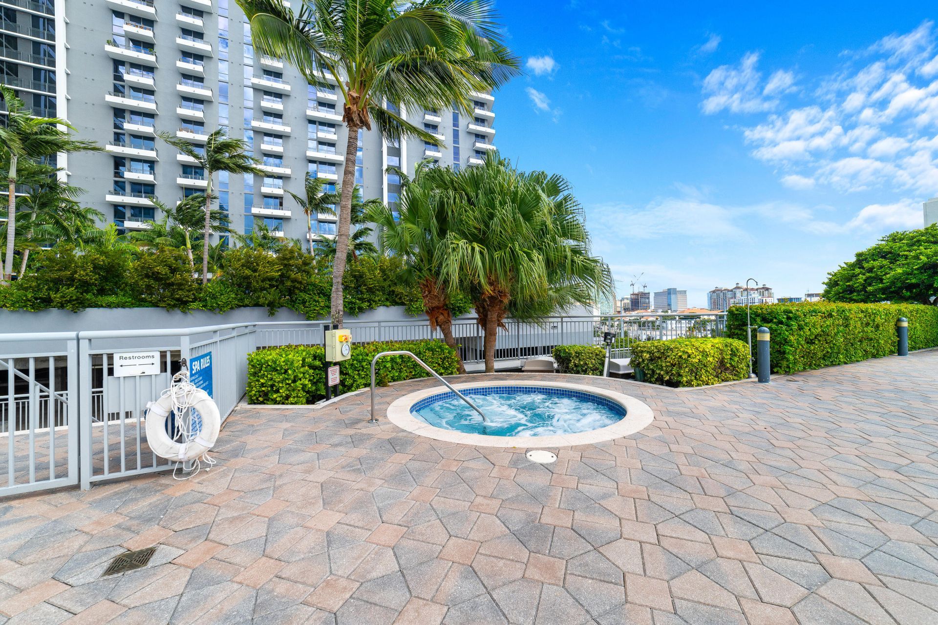 300 S Australian Avenue, Unit 1408, West Palm Beach, FL 33401 Photo