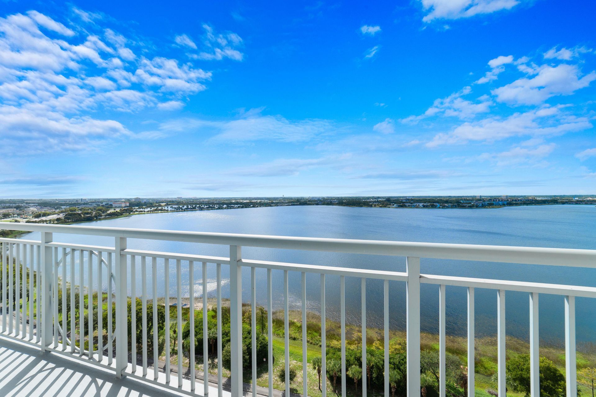 300 S Australian Avenue, Unit 1408, West Palm Beach, FL 33401 Photo