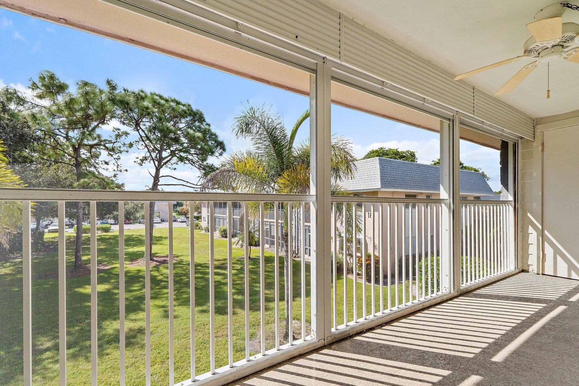 18081 SE Country Club Drive, Unit 19-188, Jupiter, FL 33469 Photo