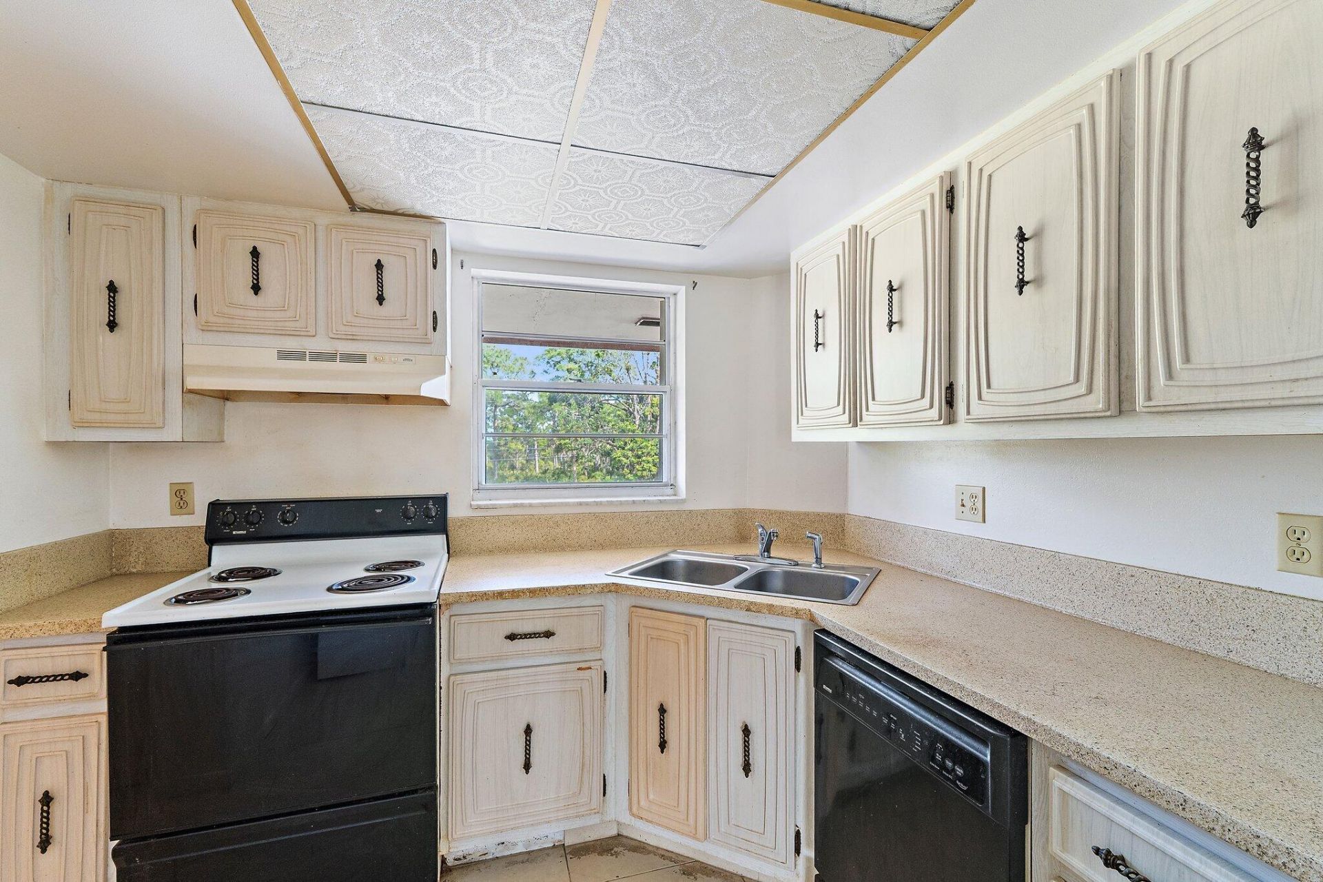 18081 SE Country Club Drive, Unit 19-188, Jupiter, FL 33469 Photo