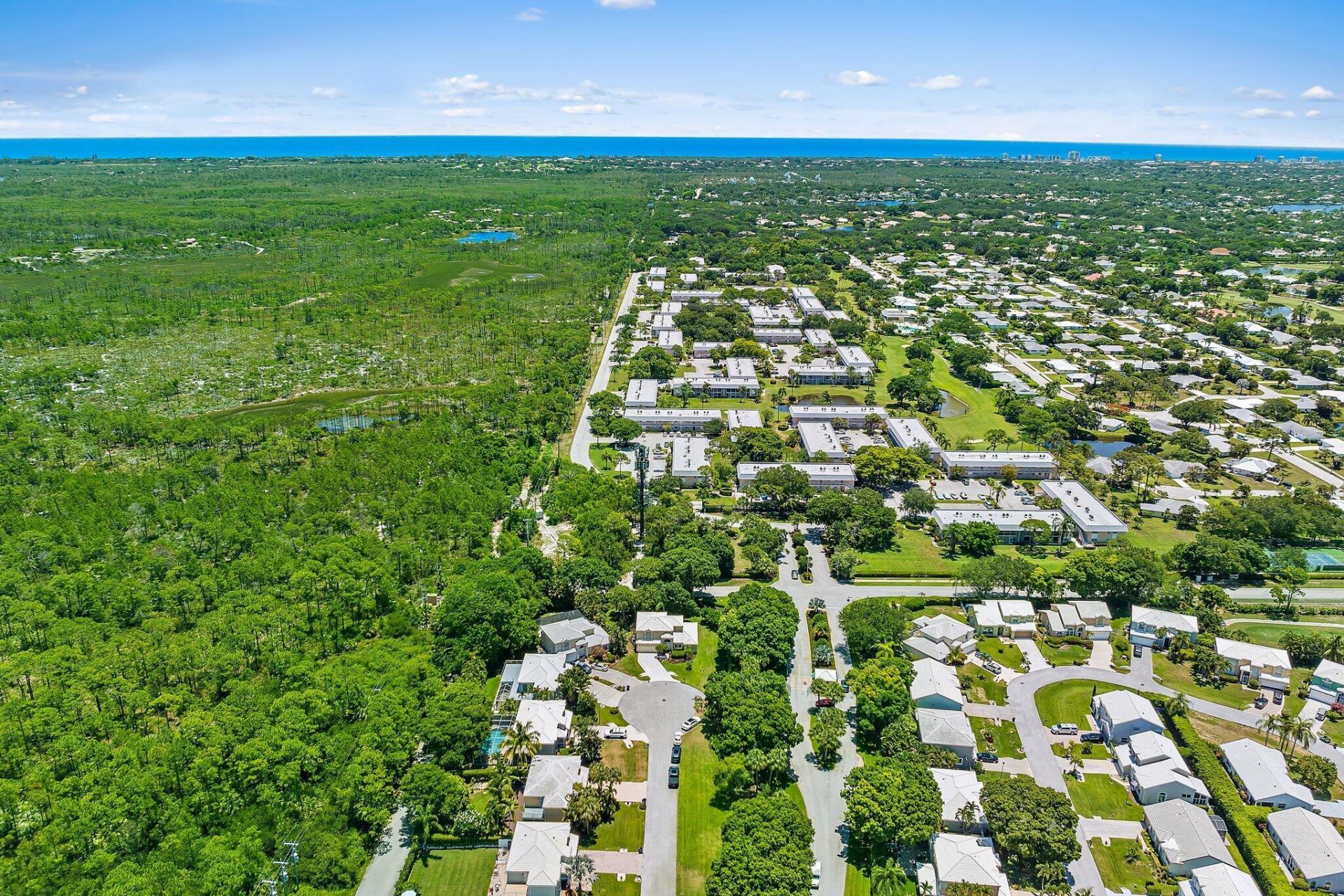 18081 SE Country Club Drive, Unit 19-188, Jupiter, FL 33469 Photo