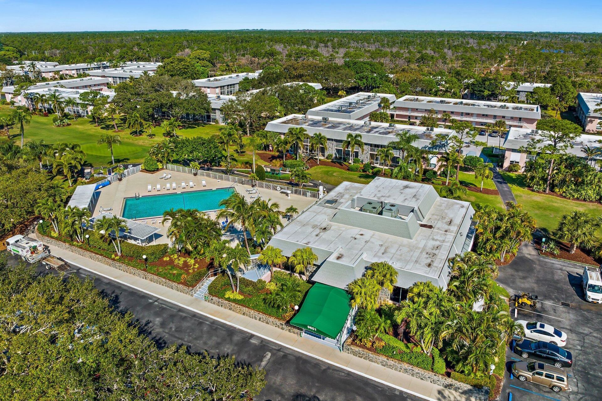 18081 SE Country Club Drive, Unit 19-188, Jupiter, FL 33469 Photo