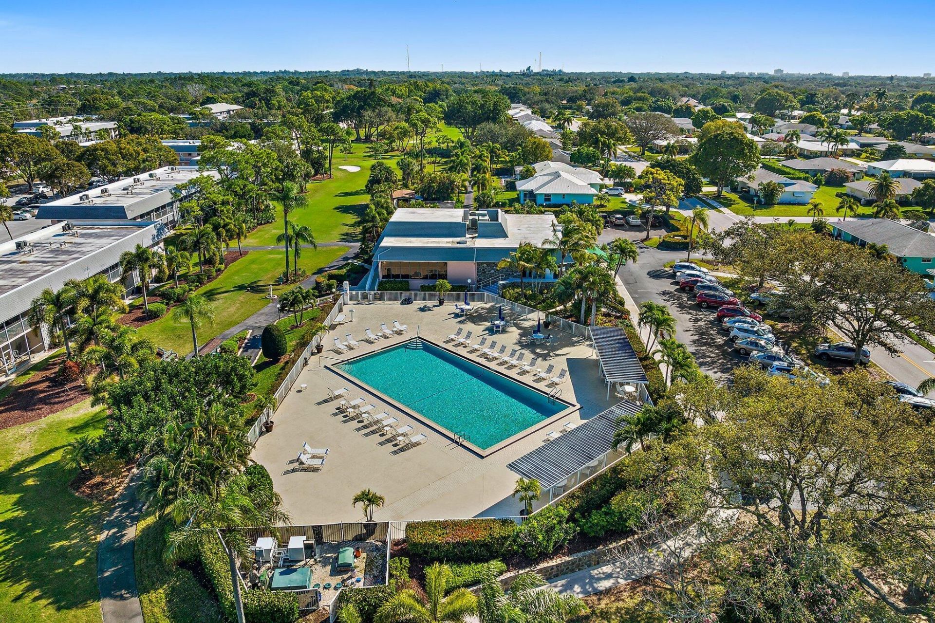 18081 SE Country Club Drive, Unit 19-188, Jupiter, FL 33469 Photo