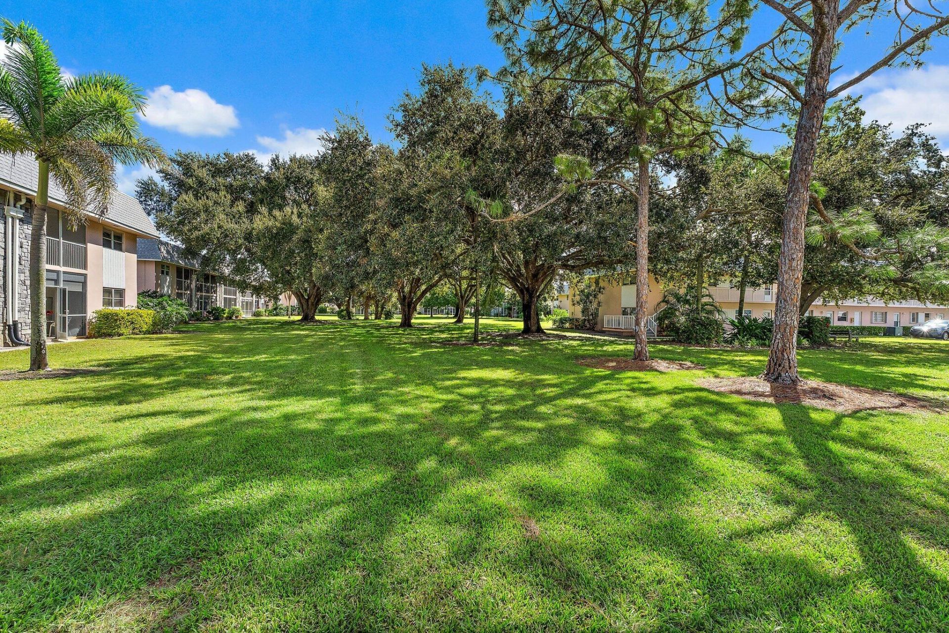 18081 SE Country Club Drive, Unit 19-188, Jupiter, FL 33469 Photo