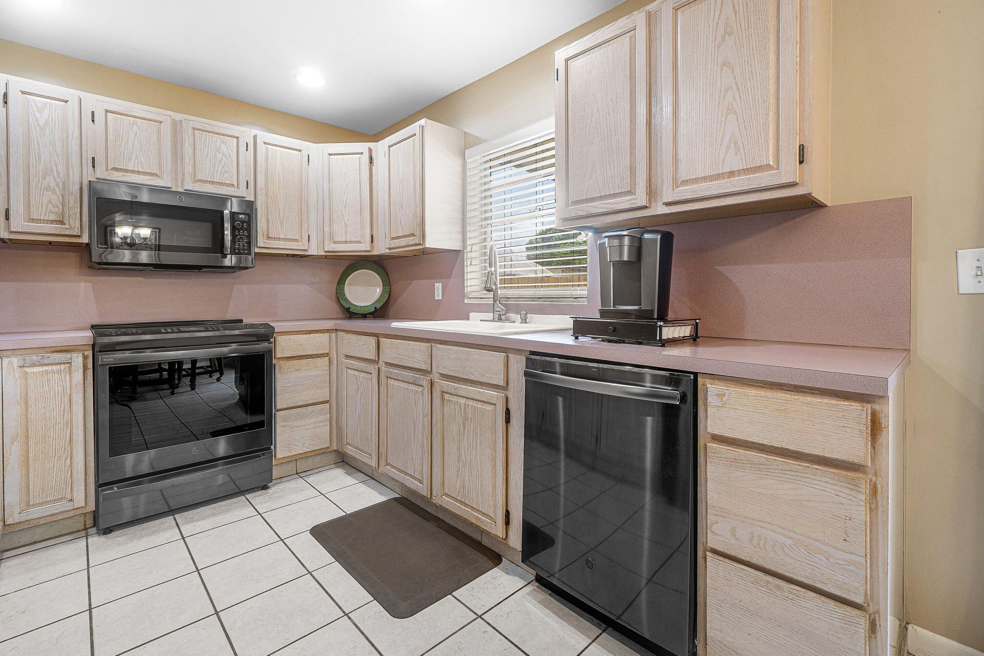 2766 New York Street, West Palm Beach, FL 33406 Photo