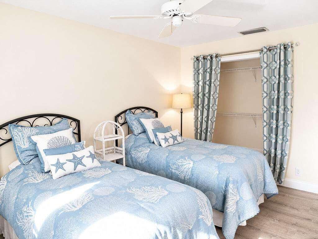 2442 SW Foxpoint Trail, Palm City, FL 34990 Photo
