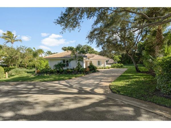112 Cormorant Court, Vero Beach, FL 32963