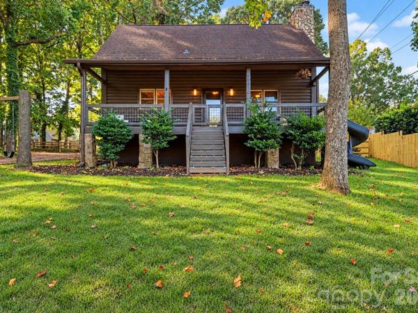 19810 Schooner Drive, Cornelius, NC 28031