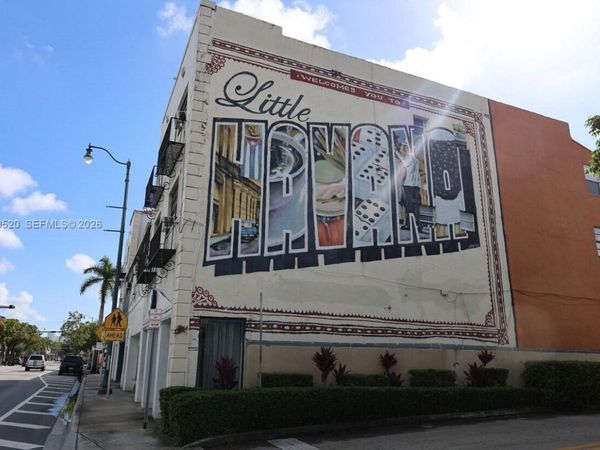 2608 SW 8th St , Unit 10, Miami, FL 33135