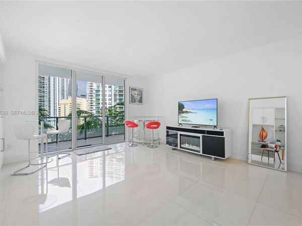 1300 Brickell Bay Dr , Unit 1600, Miami, FL 33131