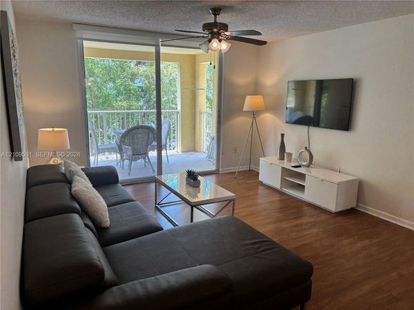 19501 E Country Club Dr , Unit 9506, Aventura, FL 33180