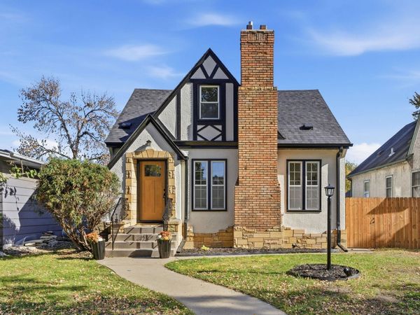 4537 Columbus Avenue, Minneapolis, MN 55407