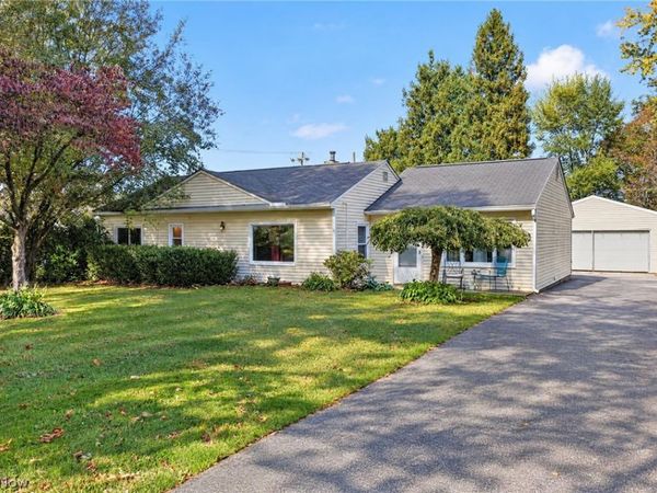 6017 Douglas Drive , Madison, OH 44057