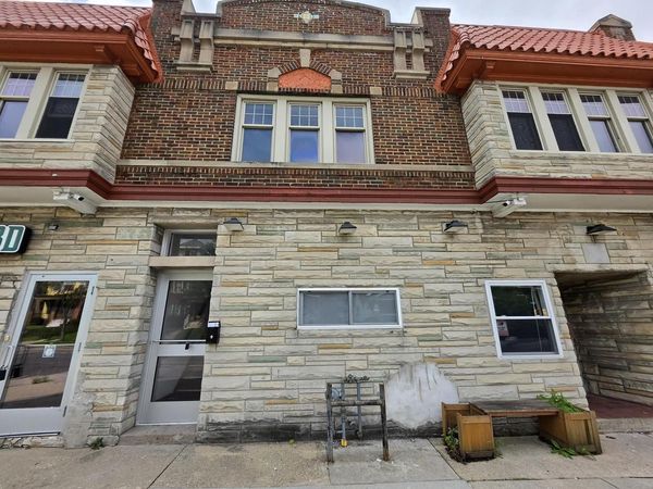 3421 W State STREET #2-1, Milwaukee, WI 53208