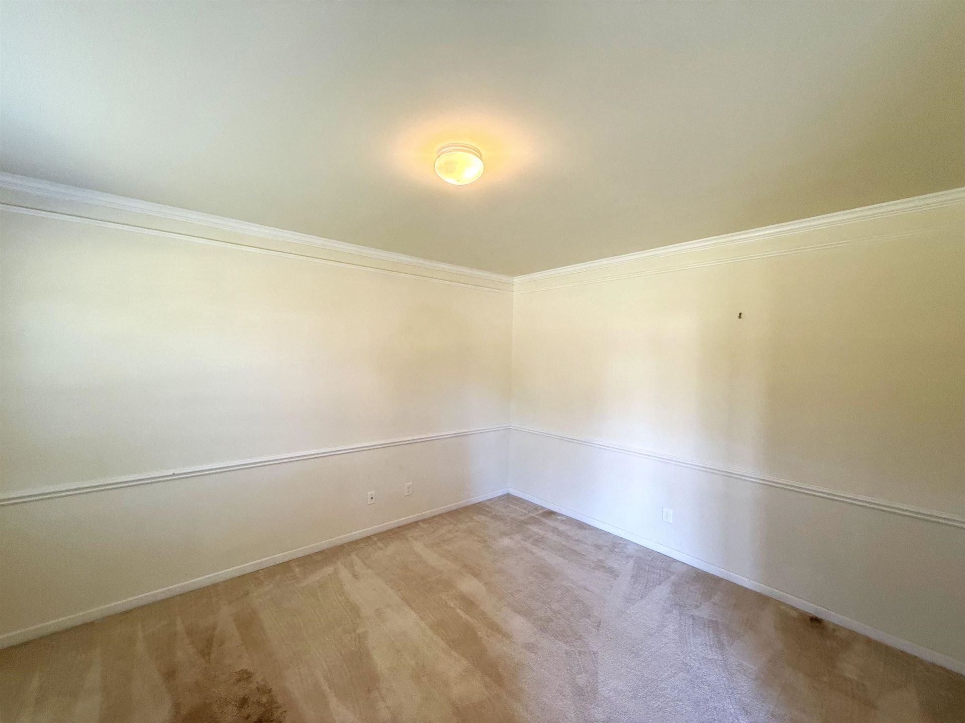601 Rivers St. Photo 11