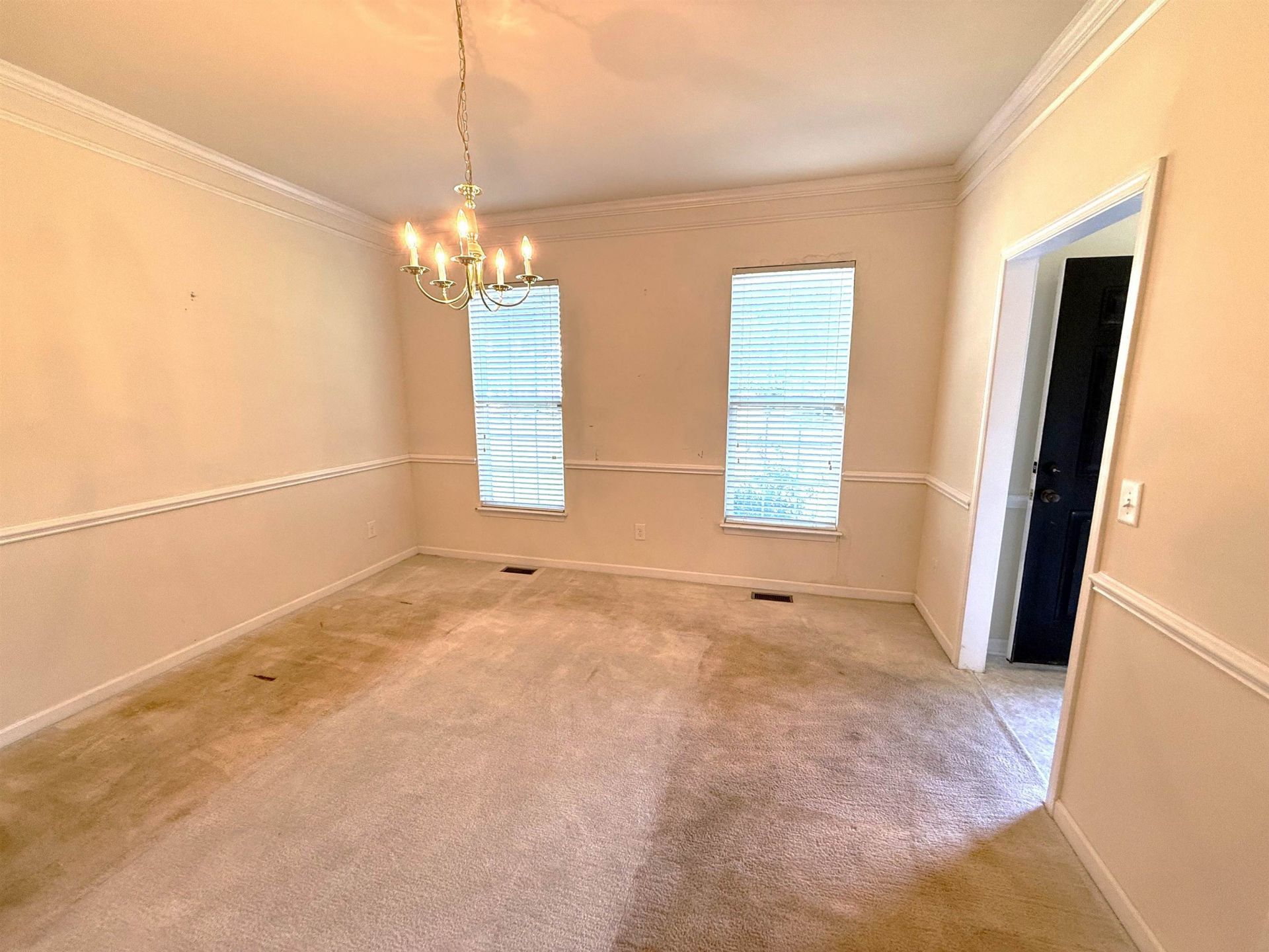 601 Rivers St. Photo 14