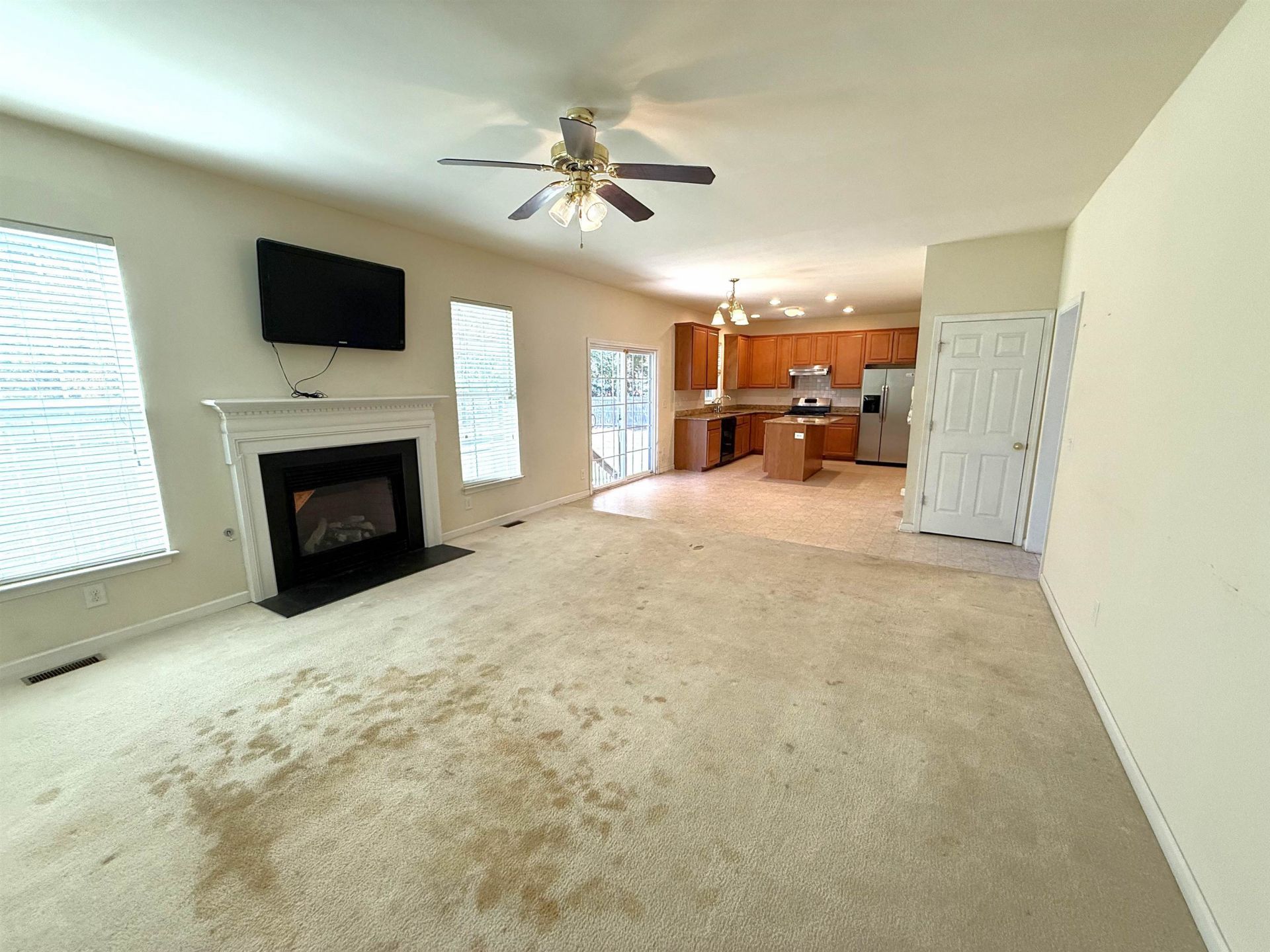 601 Rivers St. Photo 17