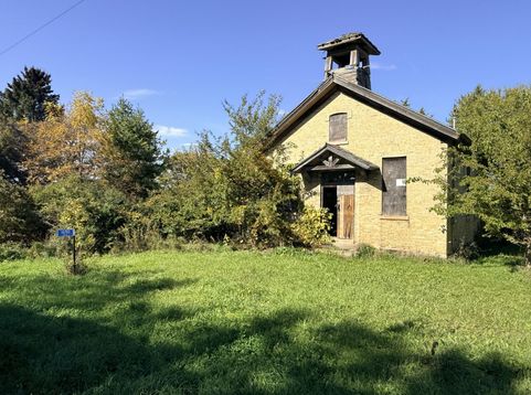 Main Photo