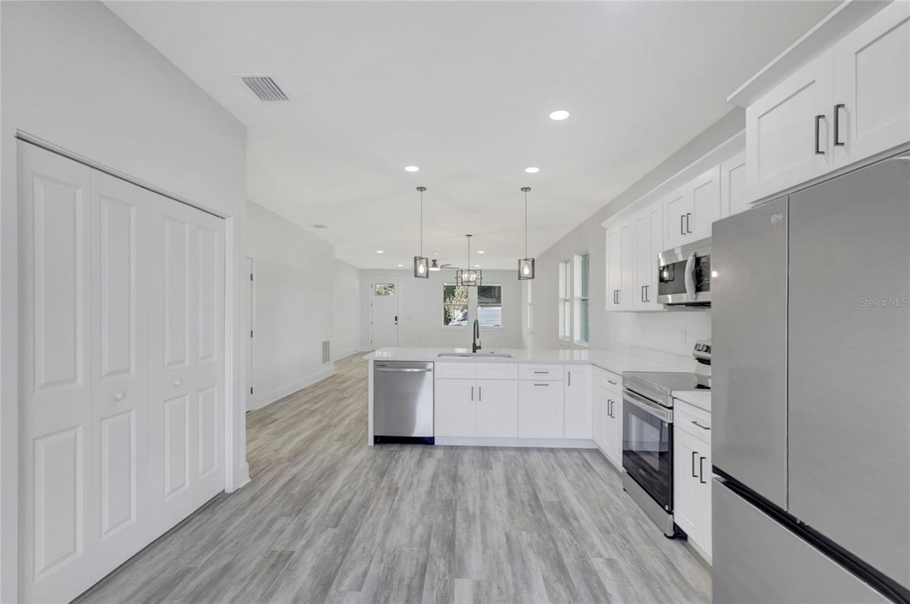 508 E James Street , Tampa, FL 33603 Photo