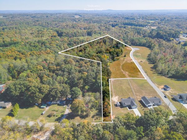 12 Johnson Chapel Rd, Unit 1 & 2, Sparta, TN 38583
