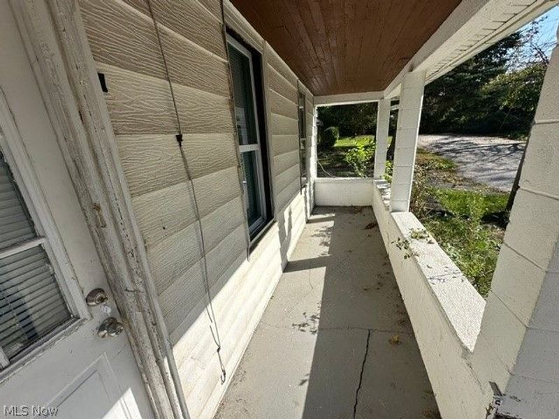 7507 Batavia Avenue, Cleveland, OH 44105 Photo 2