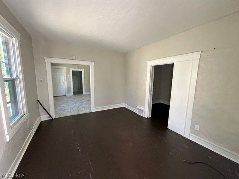 7507 Batavia Avenue, Cleveland, OH 44105 Photo 3