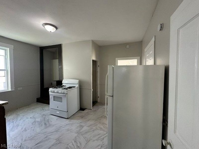 7507 Batavia Avenue, Cleveland, OH 44105 Photo 9