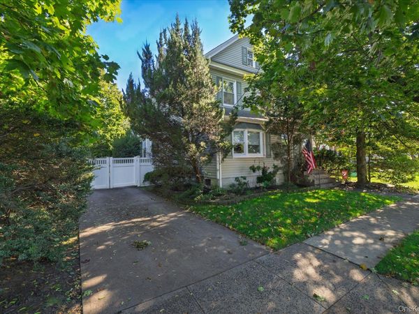 2887 Stevens Street , Oceanside, NY 11572