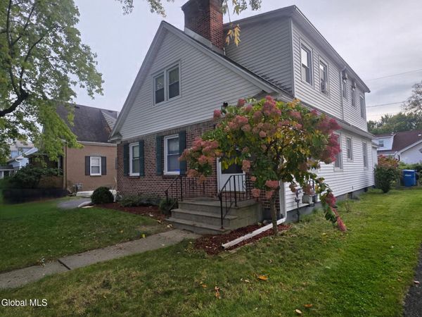 5 Berncliff Avenue, Albany, NY 12208