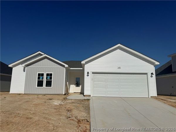 185 Peeler Circle , Raeford, NC 28376
