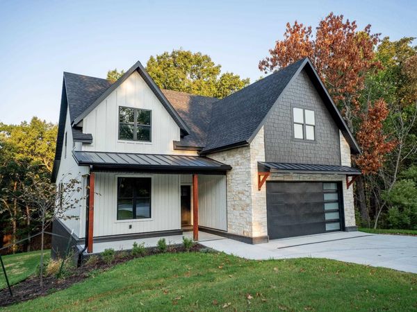 2453 N Double Springs Road, Fayetteville, AR 72704