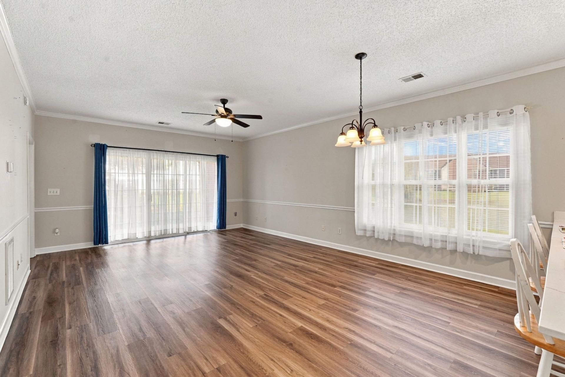 3983 Forsythia Ct. Photo 10