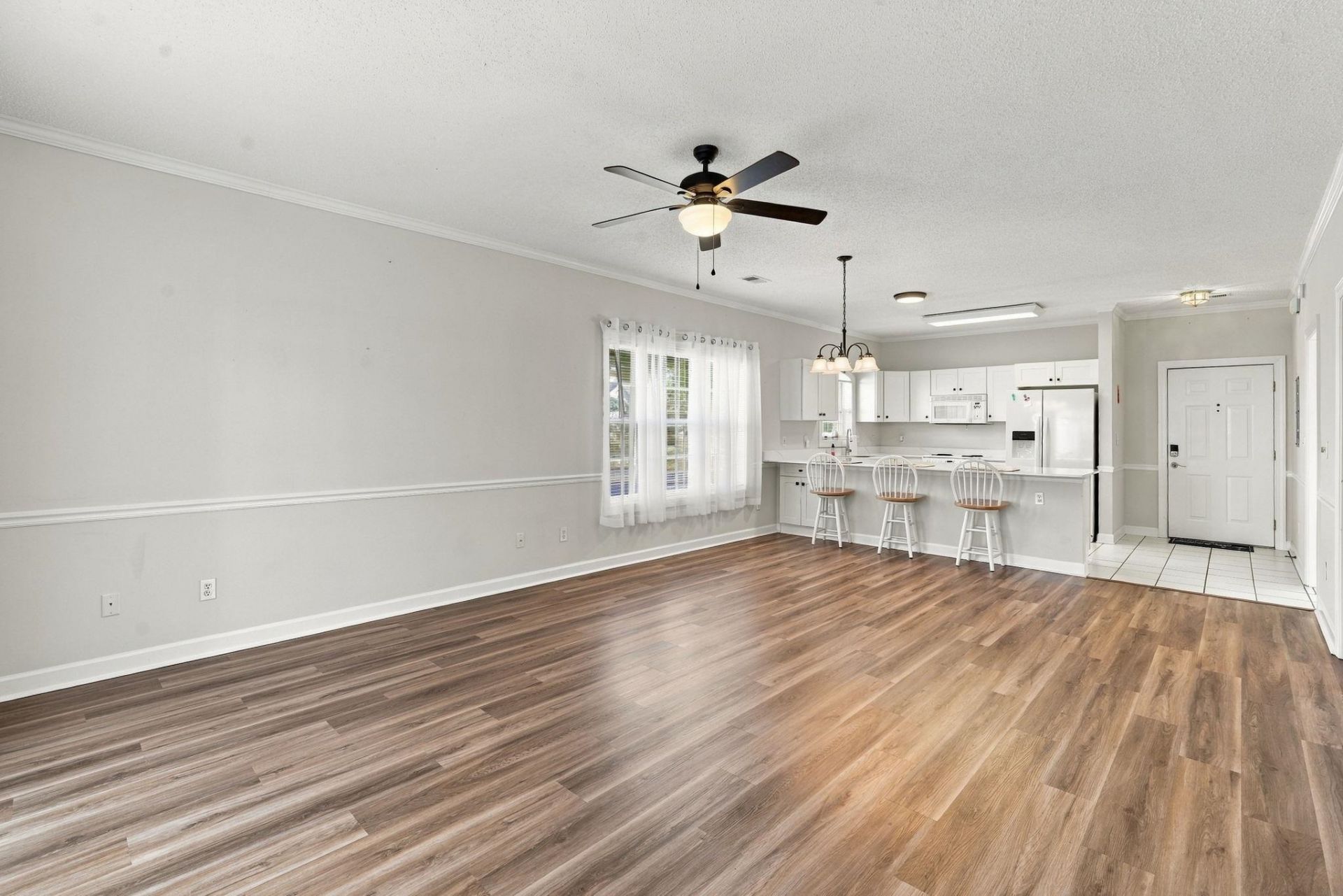 3983 Forsythia Ct. Photo 11
