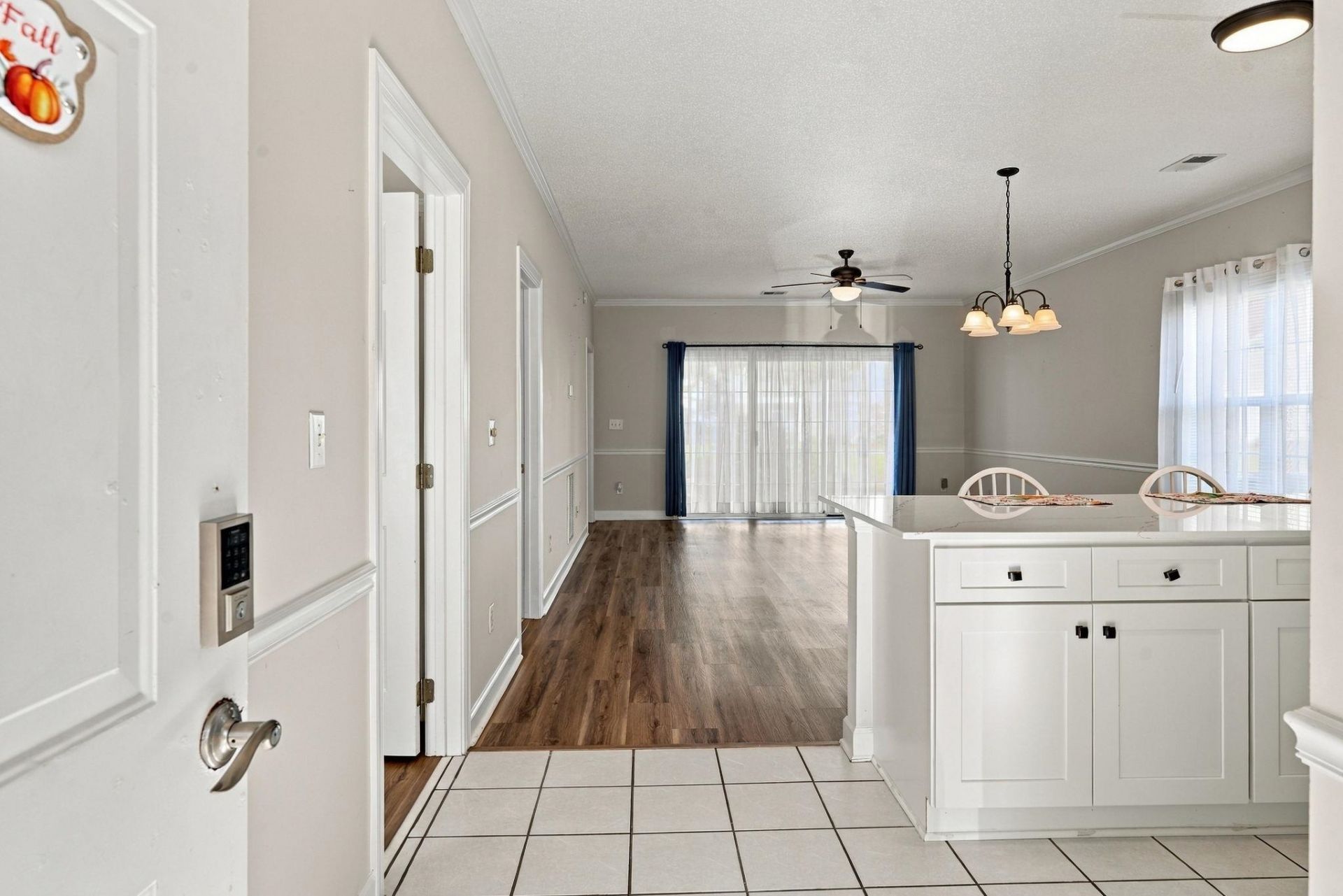 3983 Forsythia Ct. Photo 4