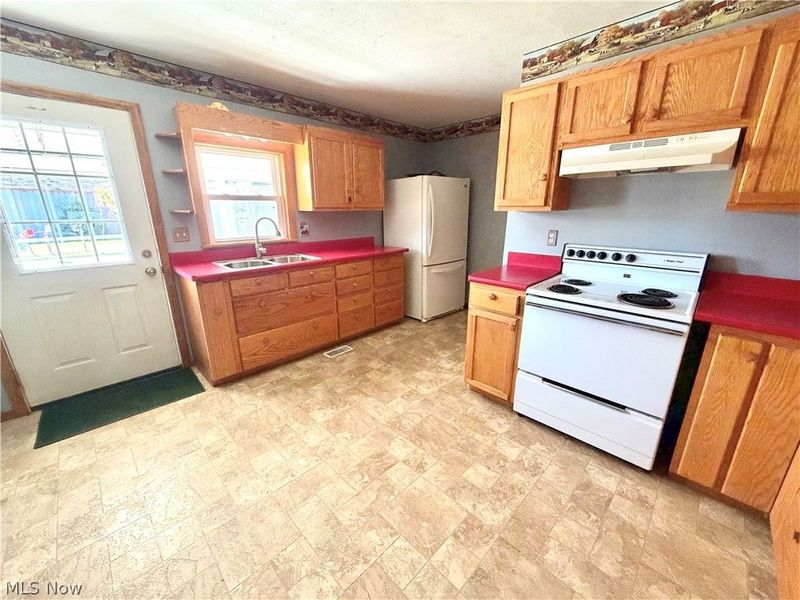 7835 Center Street, Adamsville, OH 43802 Photo 21