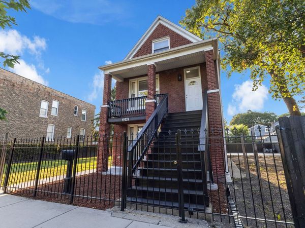 2248 S Kolin Avenue , Chicago, IL 60623