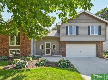 15423 Hamilton Street, Omaha, NE 68154