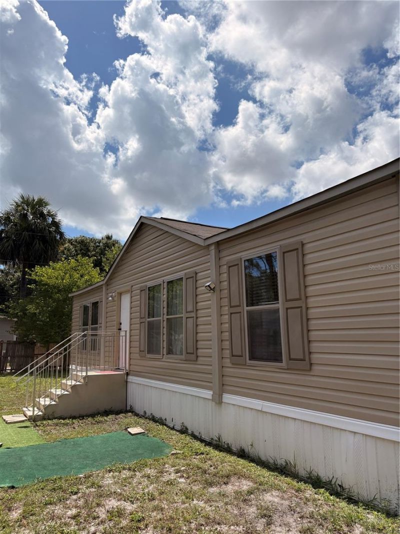 1012 WARDEN LN , IMMOKALEE, FL 34142